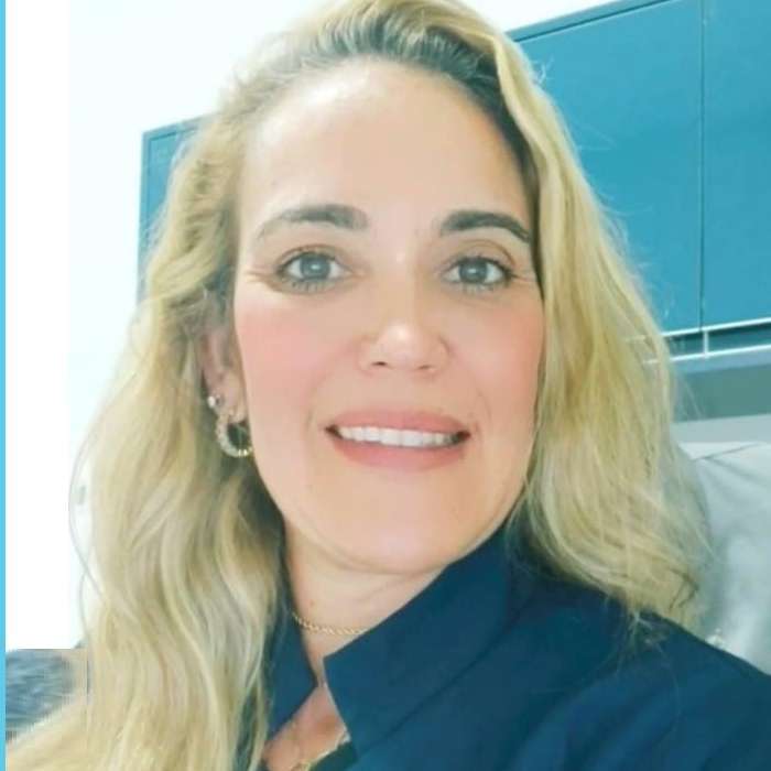 Dra. Juliana Cirurgiã Dentista